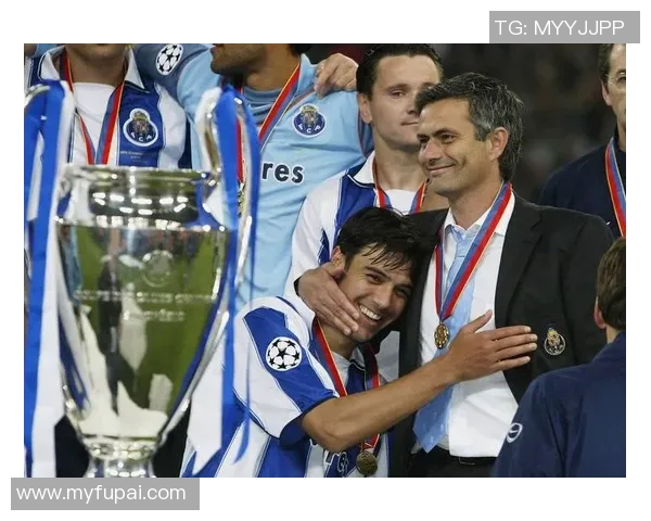 穆里尼奥带领球队在葡超保持14场不败本菲卡遭遇逆转冲击三冠王梦想再起